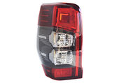 Feu Arrière Mitsubishi L200 OEM 8330B211